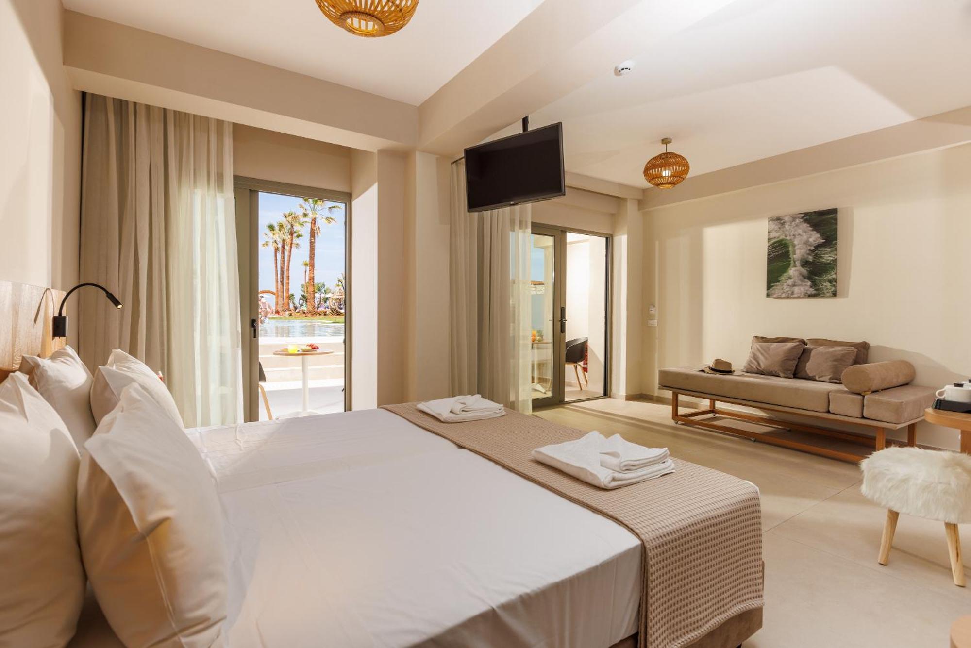 Malia Bay Beach Hotel & Bungalows Екстериор снимка