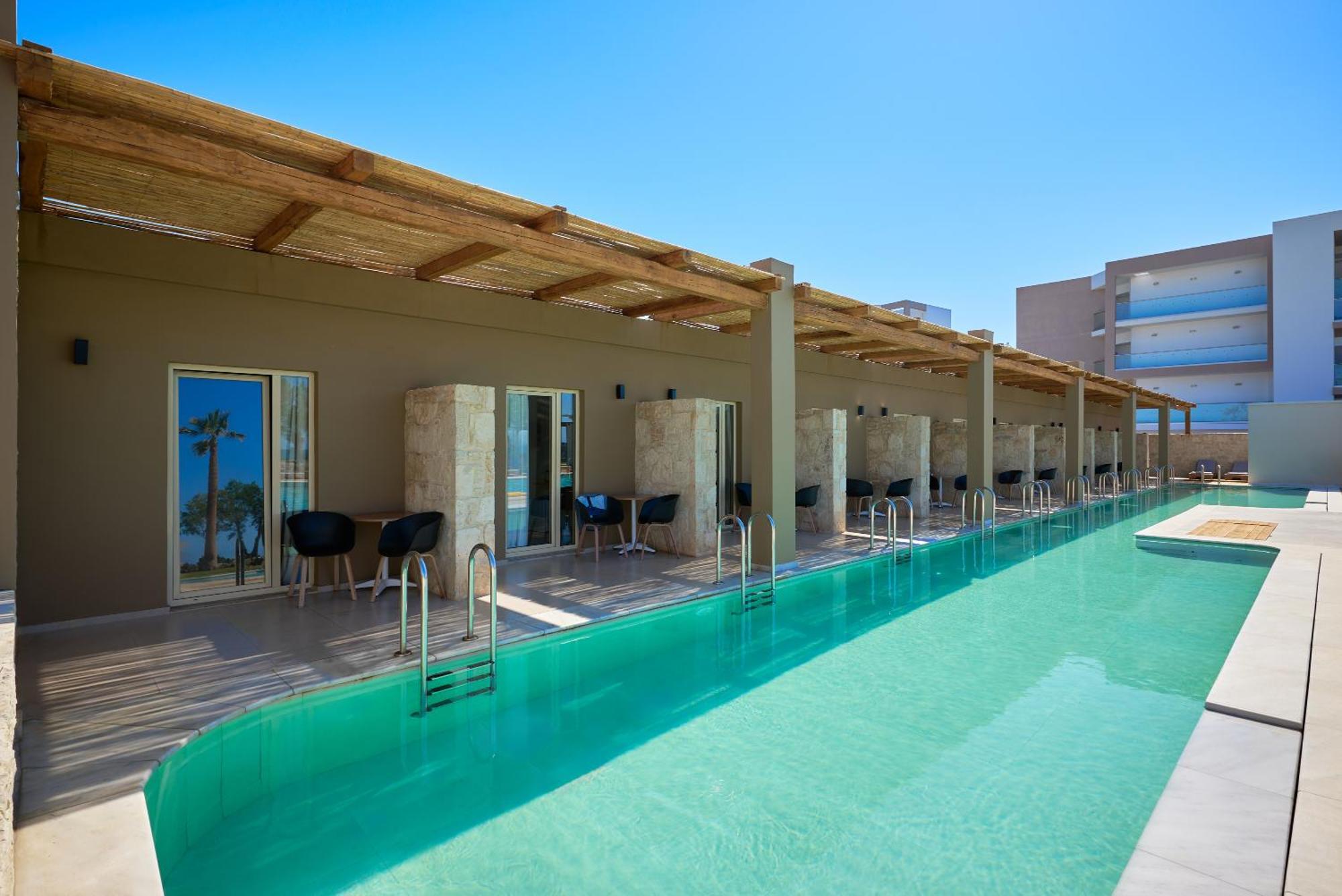 Malia Bay Beach Hotel & Bungalows Екстериор снимка