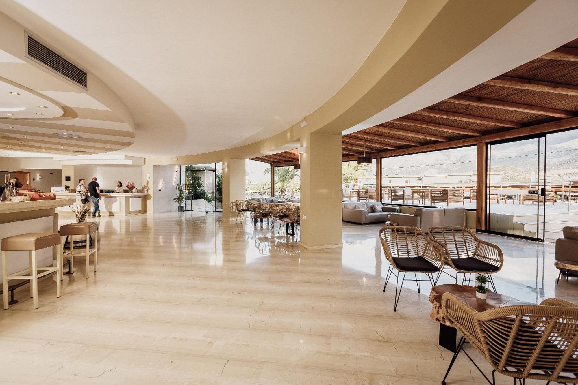 Malia Bay Beach Hotel & Bungalows Екстериор снимка